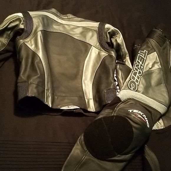 Teknik Violator Motorcycle Riding Jacket and Pant - Picture 6 of 7